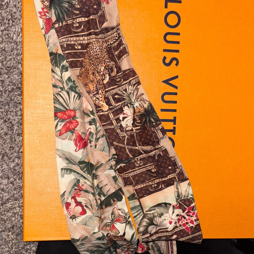Louis Vuitton Exotic Floral Purse Scarf